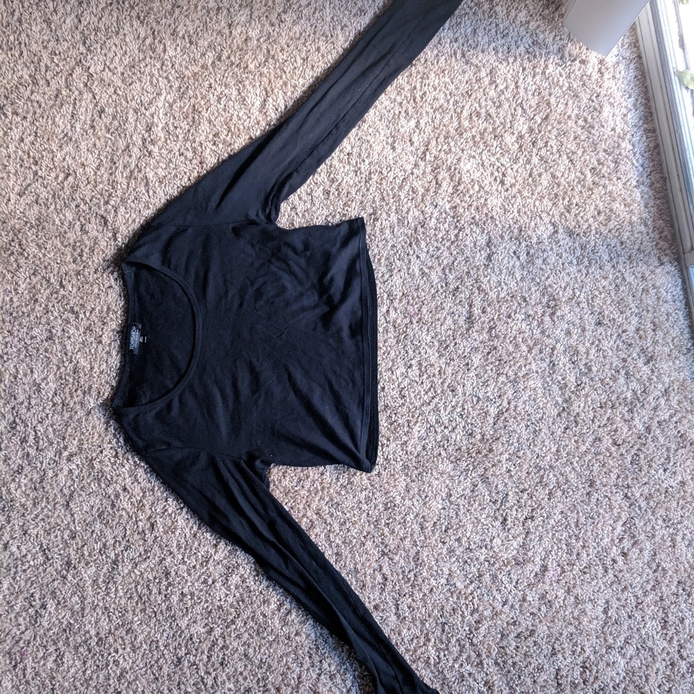 Long sleeve crop top